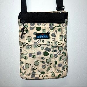 Kavu Crossbody Bag Black Ivory Green Mini Keeper Bag Adjustable Purse Women's